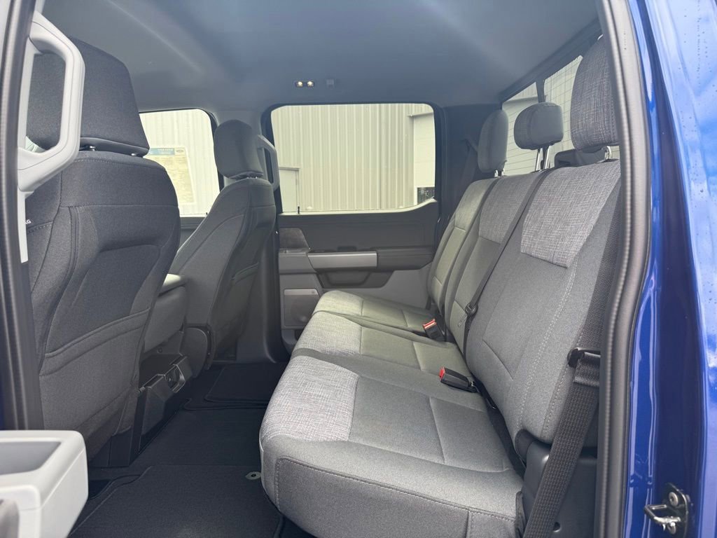 New 2026 Ford F250 XLT w/ XLT Premium Package image 10