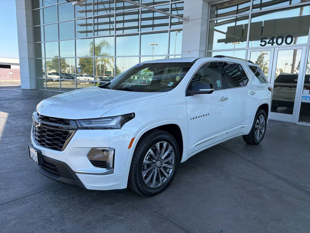 Used 2023 Chevrolet Traverse Premier image 1