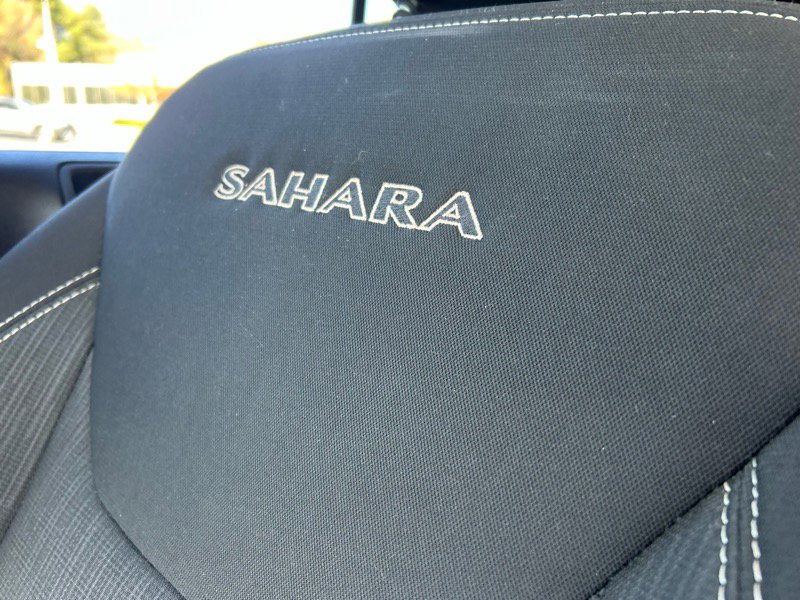 Used 2016 Jeep Wrangler Unlimited Sahara w/ Connectivity Group image 14