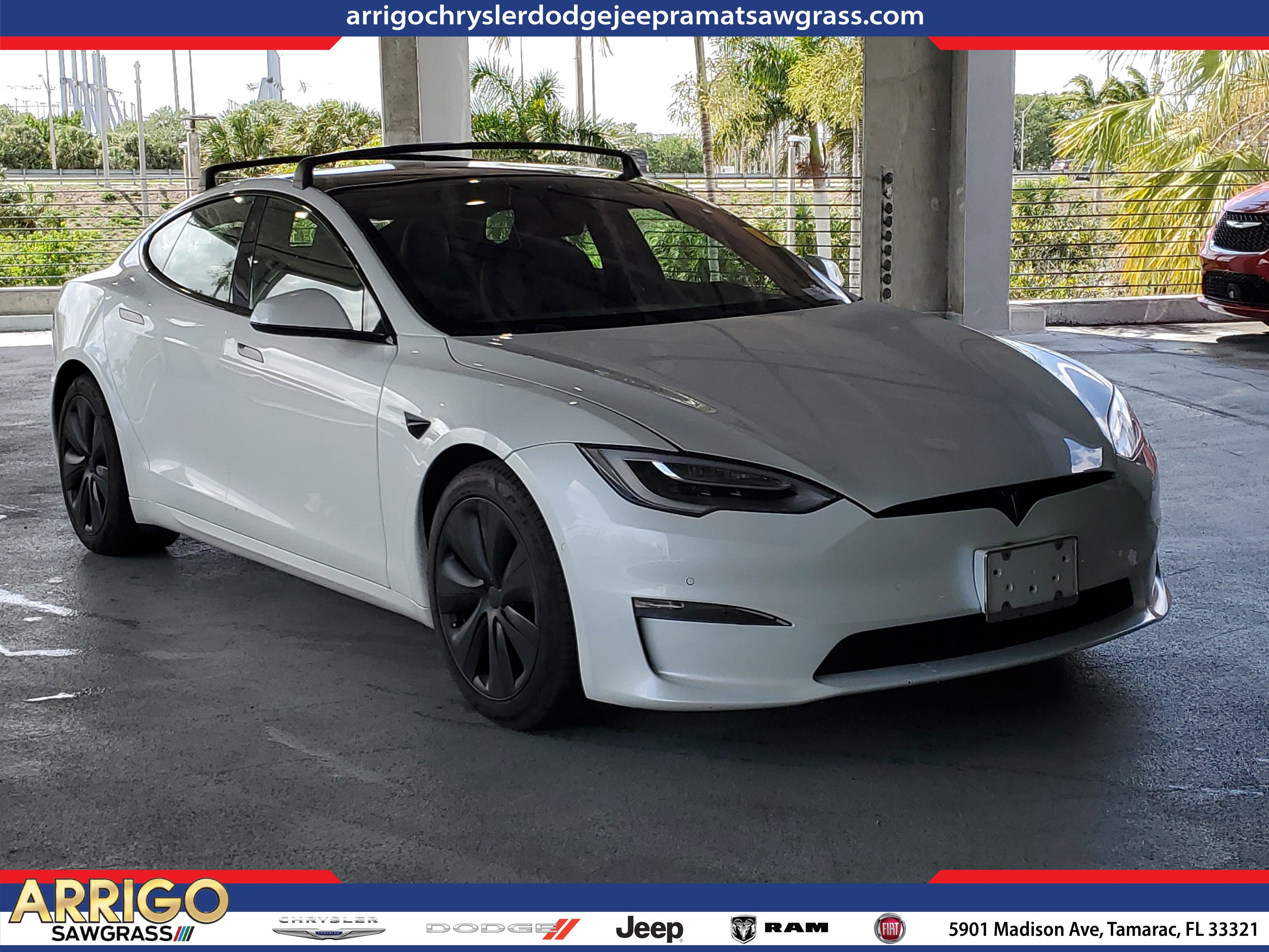 Used 2021 Tesla Model S Plaid image 1