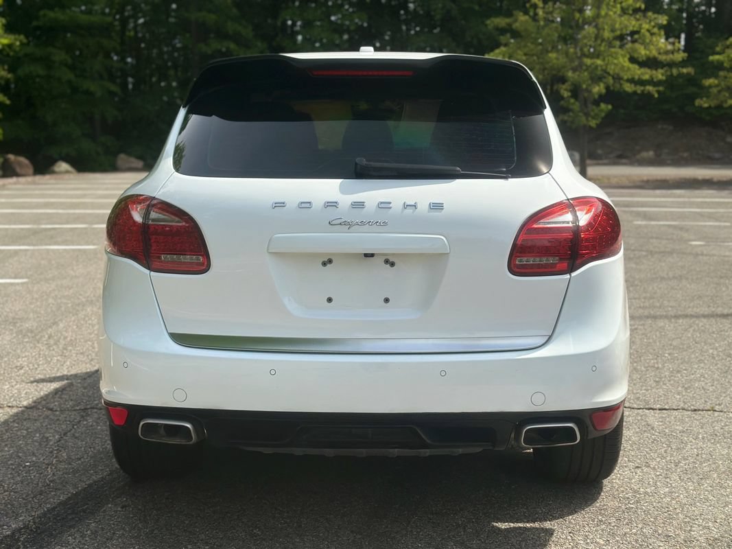 Used 2013 Porsche Cayenne Diesel AWD/4WD image 7