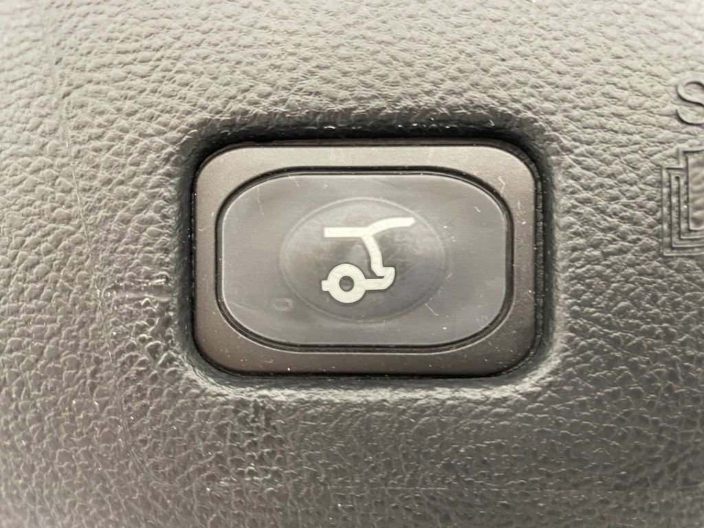 Used 2020 Ford Edge Titanium image 58