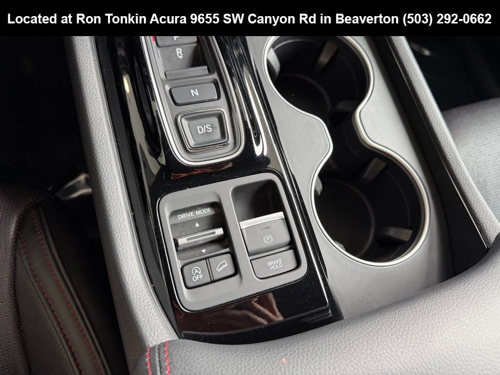 Used 2025 Honda Pilot Black Edition image 26