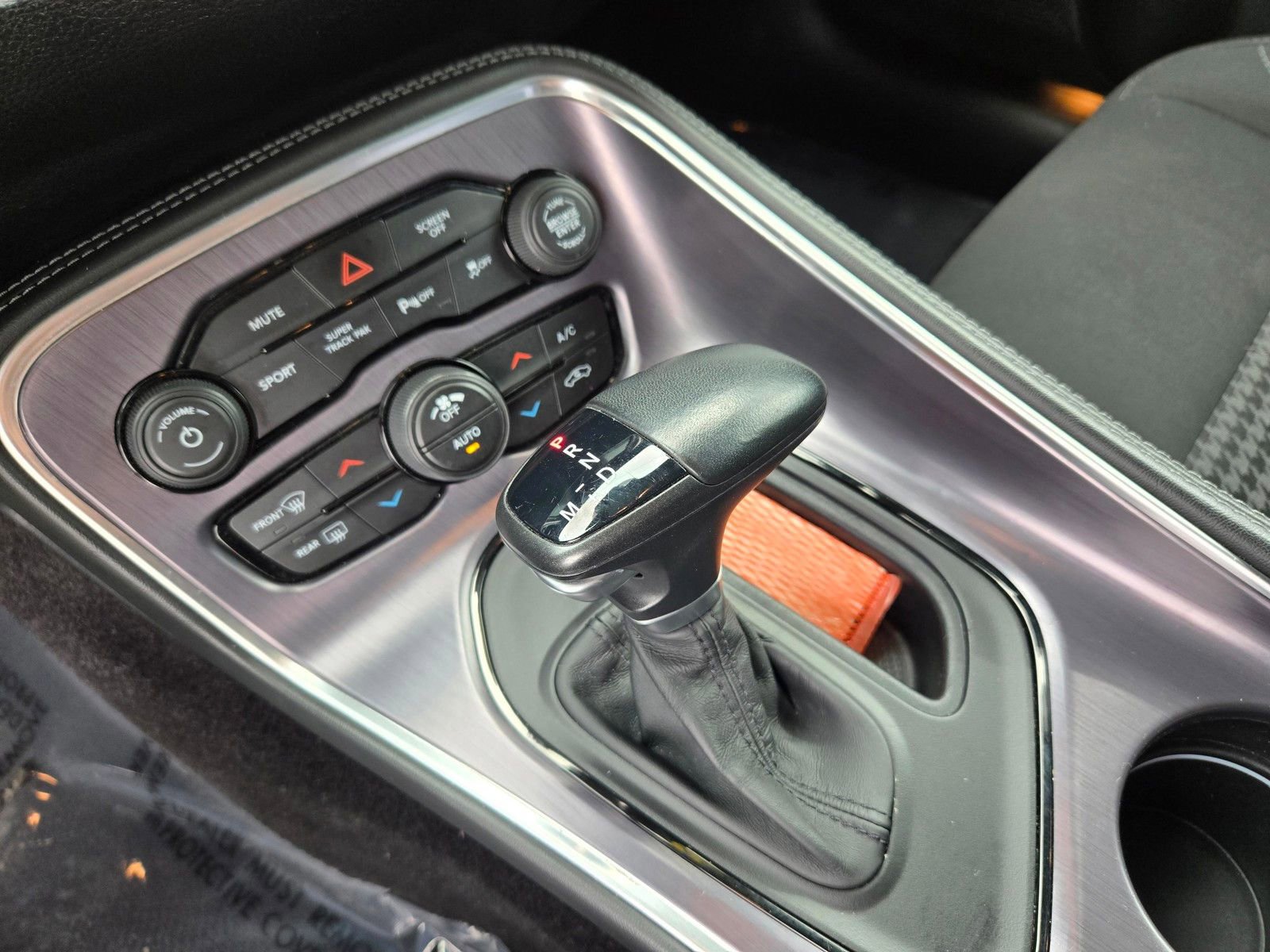 Used 2017 Dodge Challenger R/T w/ Blacktop Package image 17