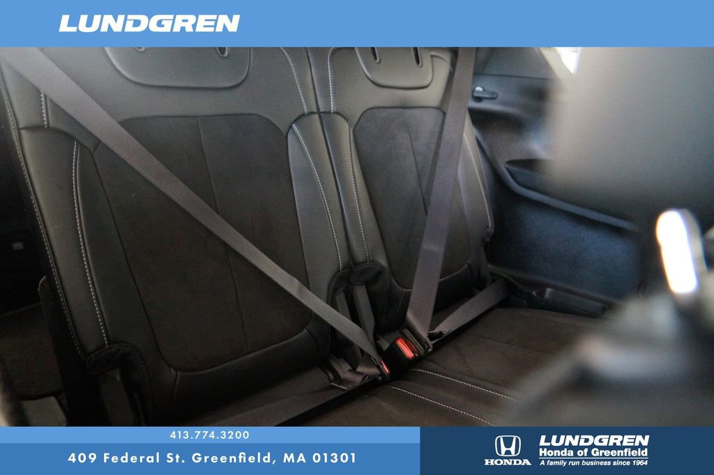 Used 2023 Jeep Grand Cherokee L Laredo image 24