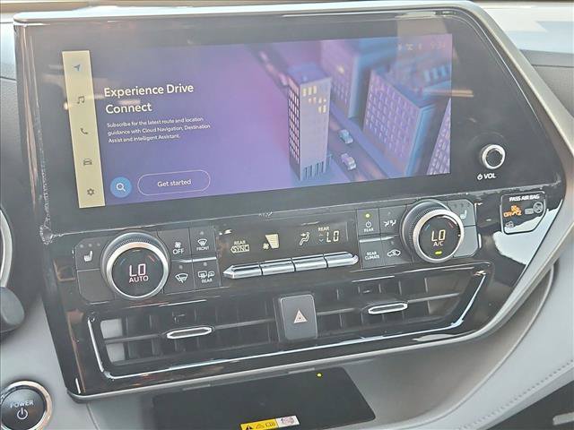 Used 2023 Toyota Highlander XLE AWD/4WD image 20