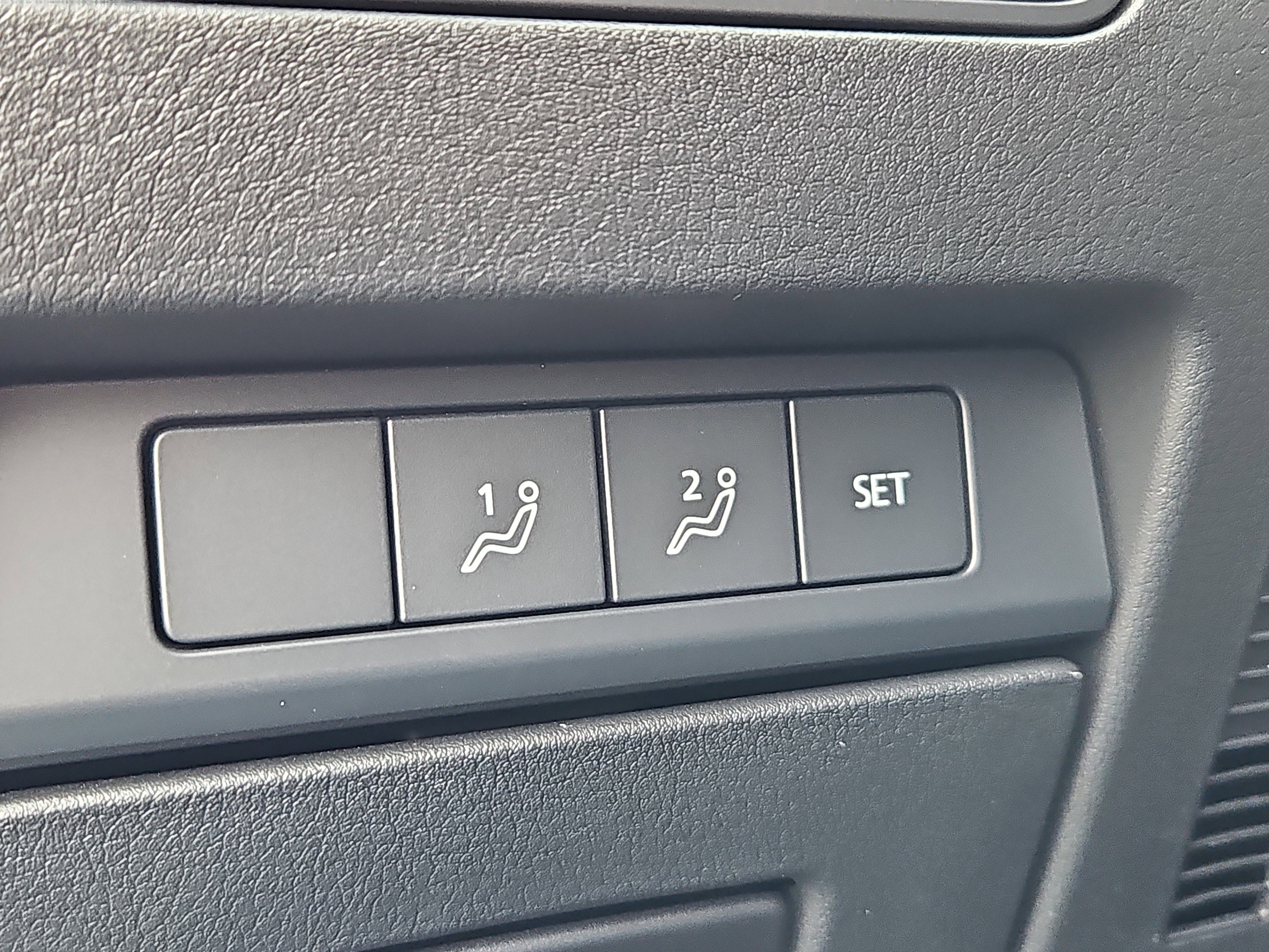 Certified 2025 MAZDA MAZDA3 s image 11