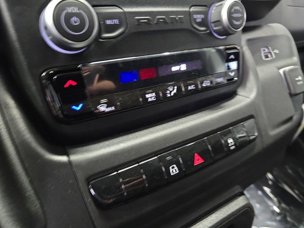 New 2025 RAM ProMaster 1500 FWD image 20