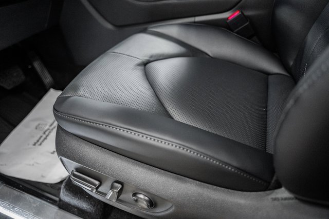 New 2026 Toyota Highlander Platinum image 37