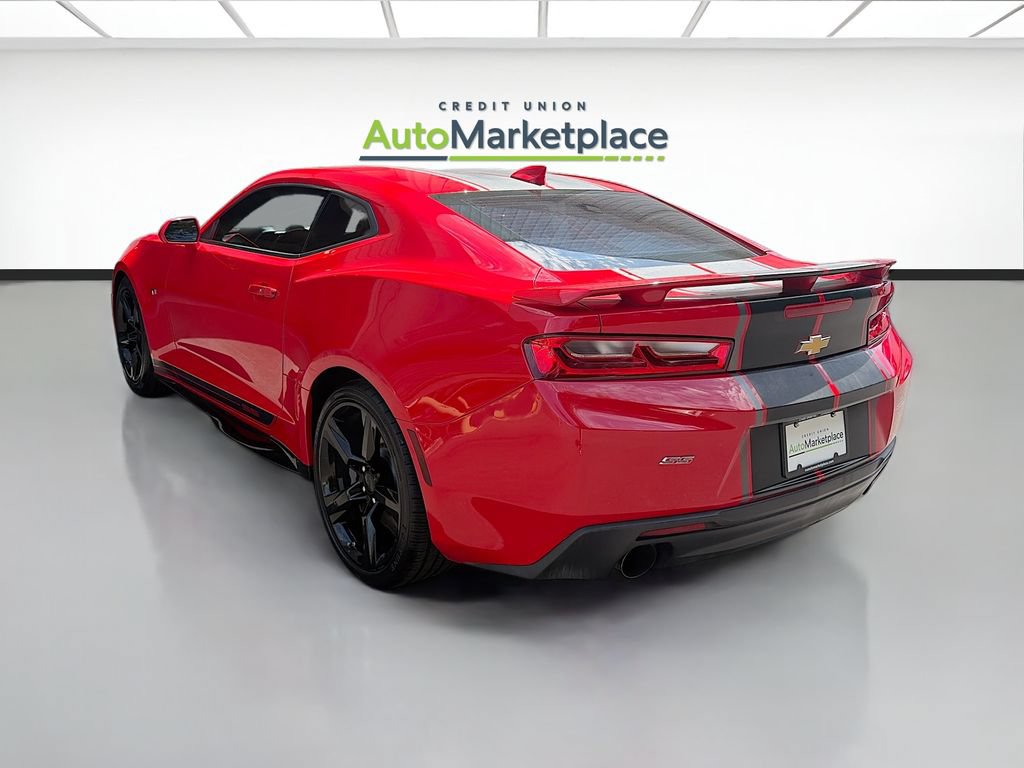 Used 2016 Chevrolet Camaro SS RWD image 5