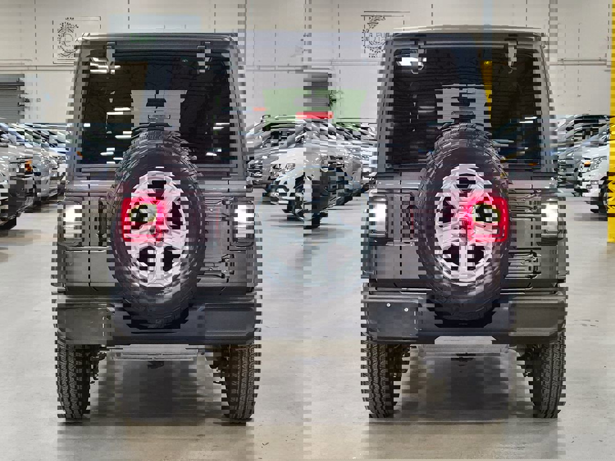 Used 2022 Jeep Wrangler Unlimited Sport image 10