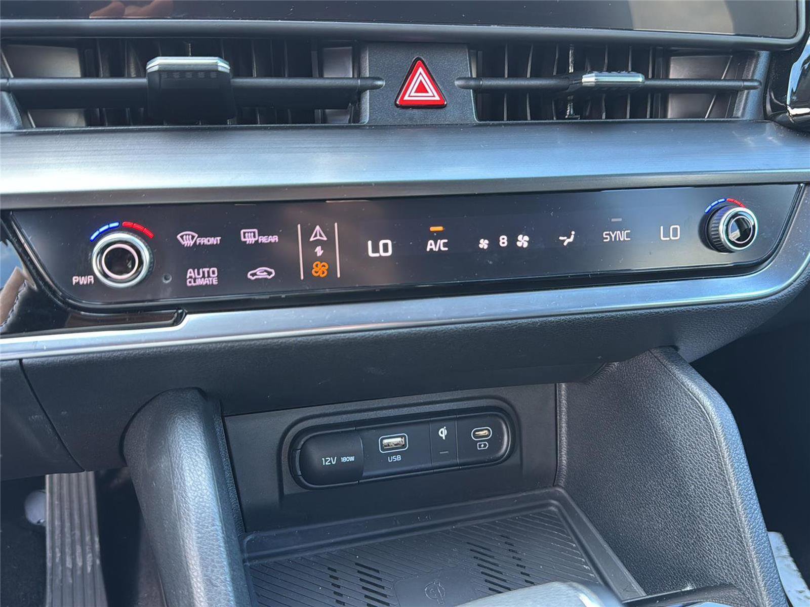 Used 2023 Kia Sportage EX image 21