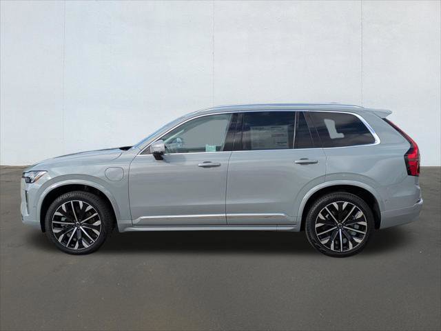 New 2026 Volvo XC90 T8 Ultra w/ Protection Package Premier image 2
