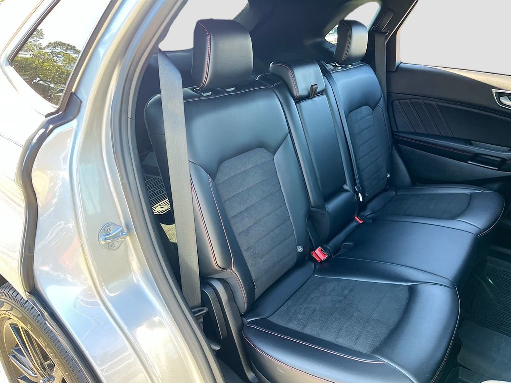 Used 2023 Ford Edge ST-Line AWD/4WD image 25