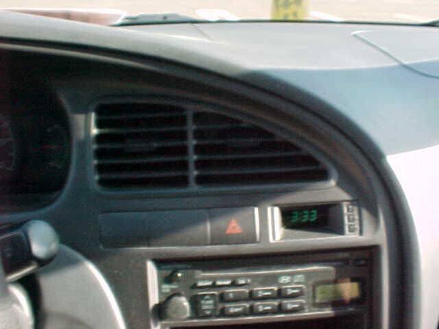 Used 2003 Hyundai Elantra GLS FWD image 19
