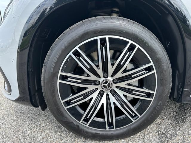 Certified 2023 Mercedes-Benz EQS 580 4MATIC SUV image 9