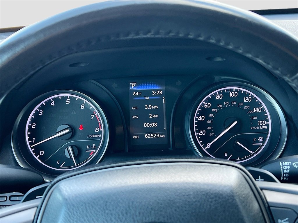 Used 2023 Toyota Camry SE image 12