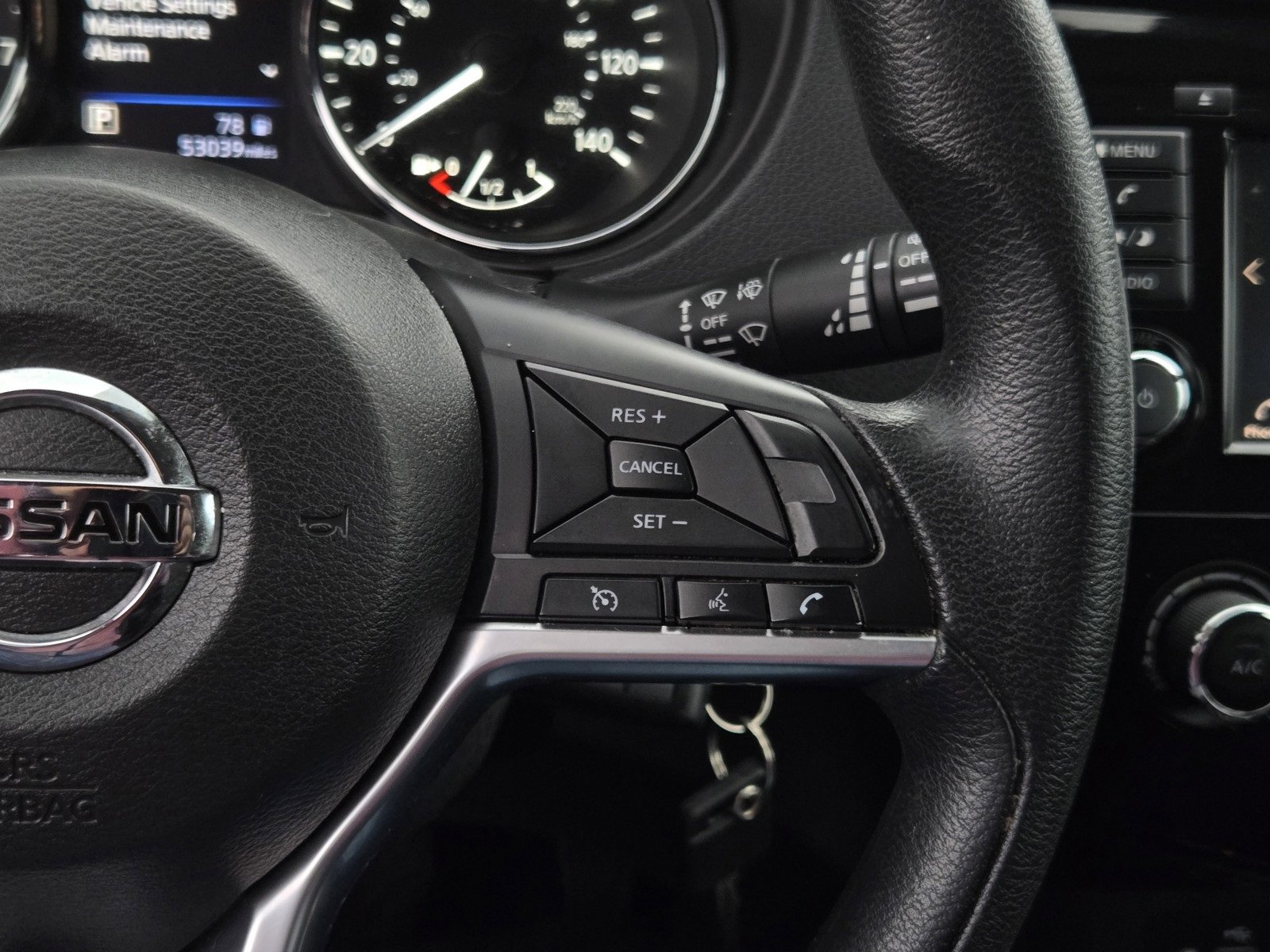 Used 2020 Nissan Rogue S image 18