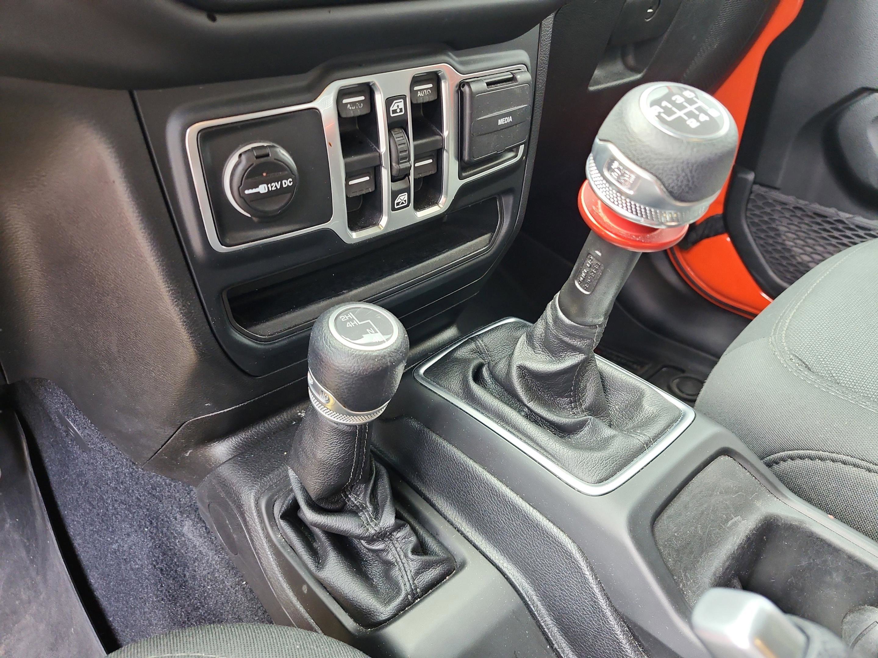 Used 2019 Jeep Wrangler Unlimited Sport S image 16