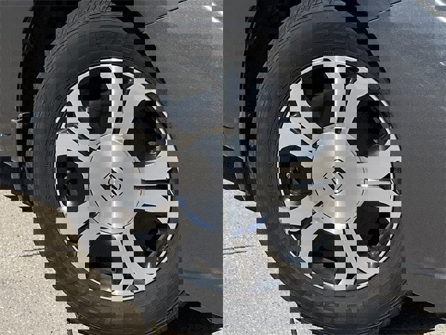 Used 2013 Honda Civic Hybrid Sedan image 9