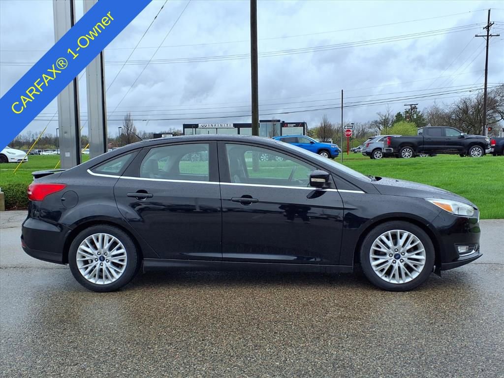 Used 2018 Ford Focus Titanium w/ Titanium Technology Package image 5