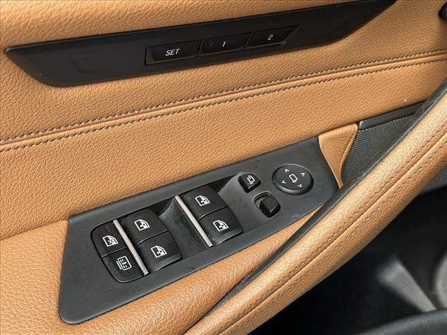Used 2021 BMW 530i w/ M Sport Package RWD image 14