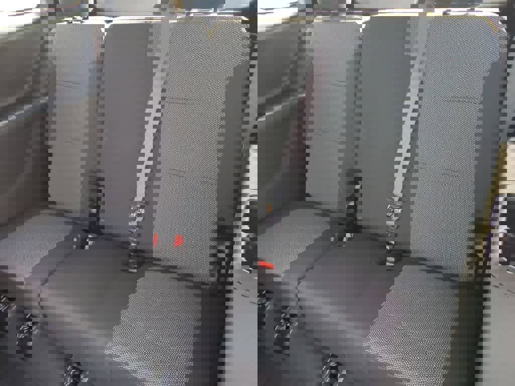 Used 2024 Chevrolet Traverse LT image 20