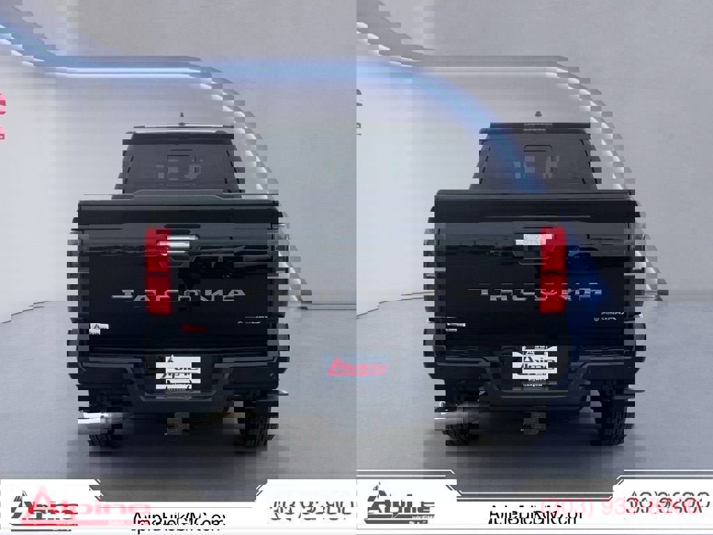 Used 2024 Toyota Tacoma Limited image 4