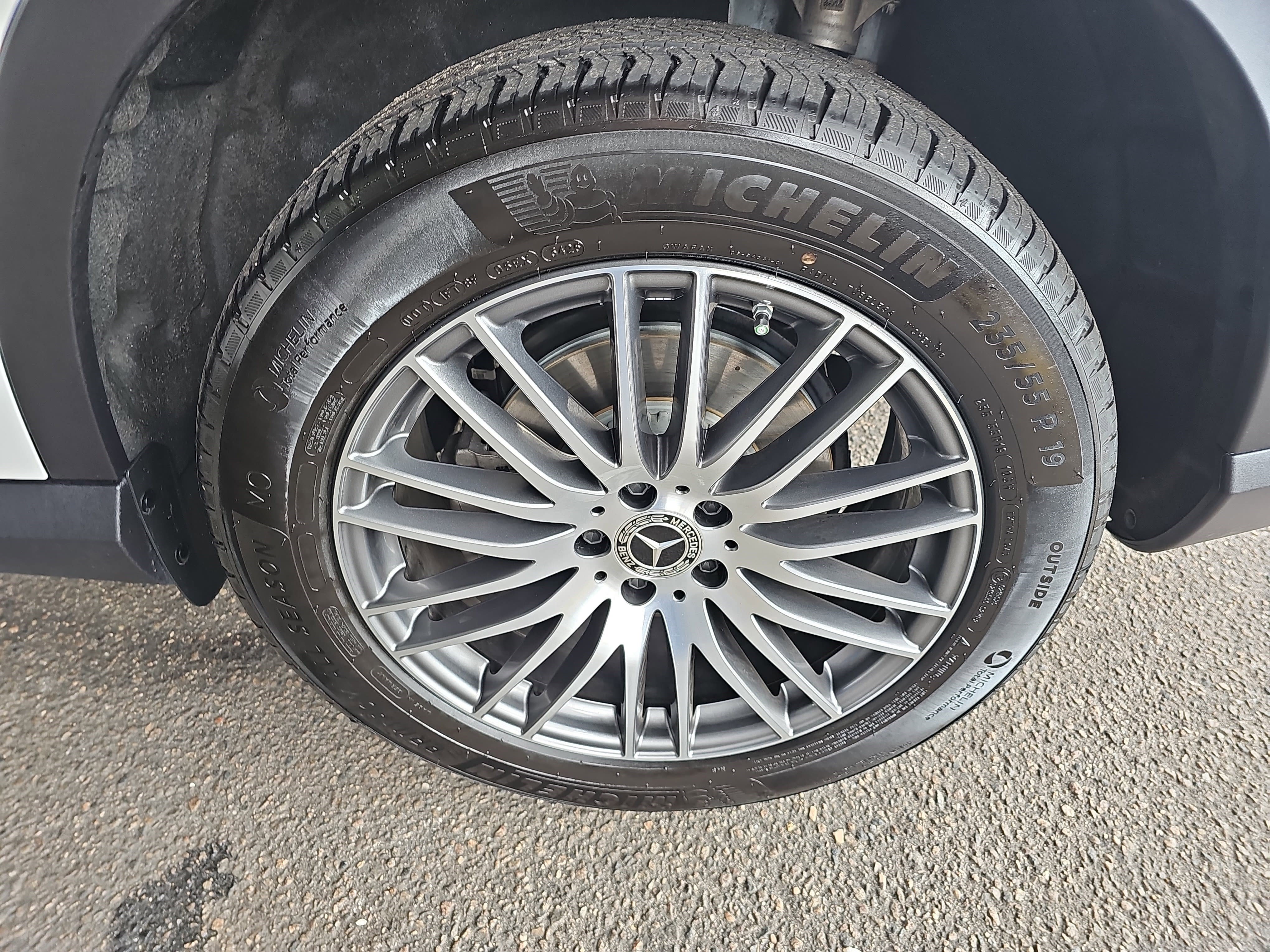 Certified 2026 Mercedes-Benz GLC 300 4MATIC image 36