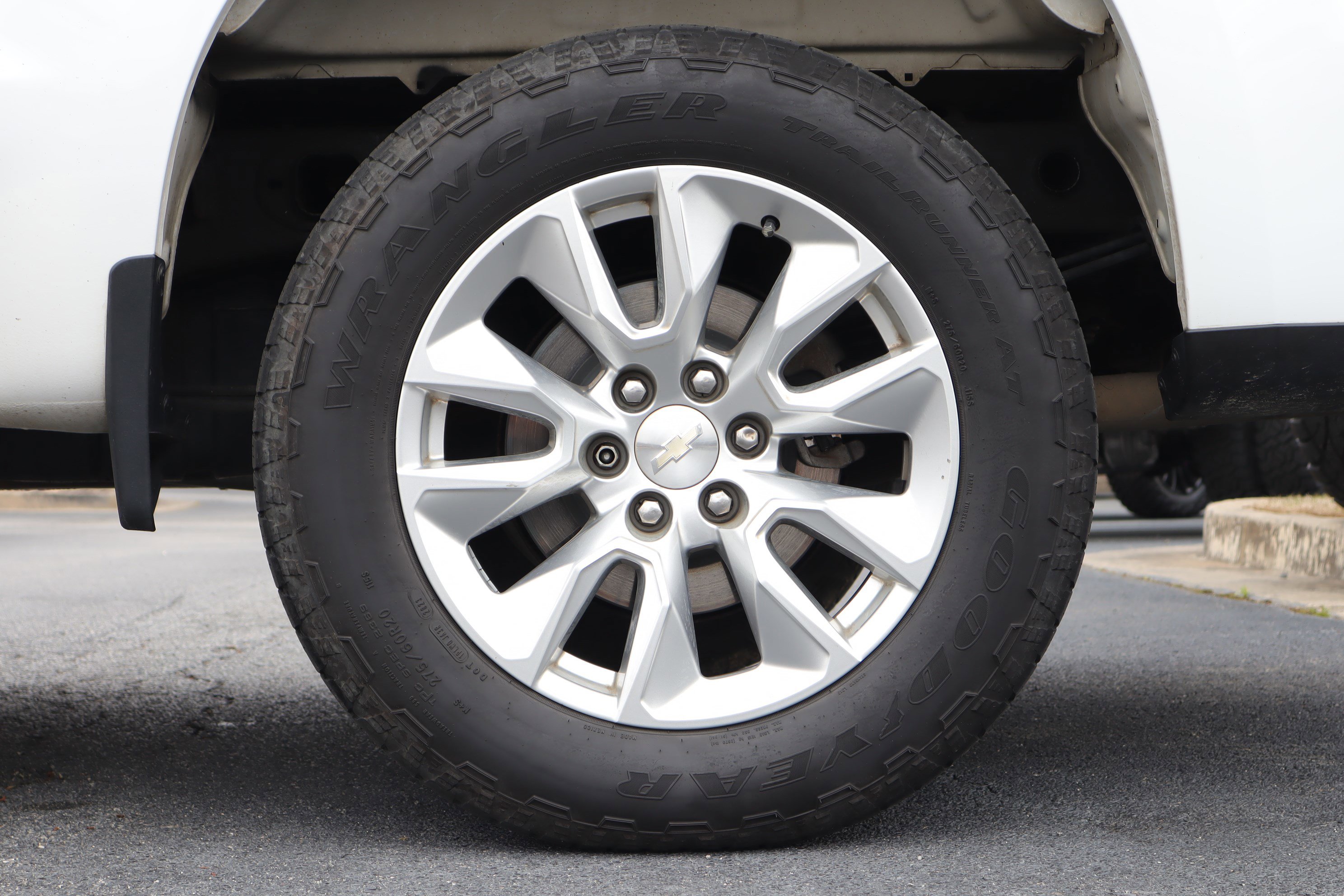 Used 2019 Chevrolet Silverado 1500 Custom w/ Custom Value Package image 6