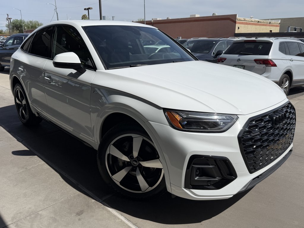 Used 2022 Audi Q5 2.0T Premium Plus w/ Premium Plus Package AWD/4WD image 6
