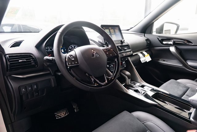 New 2025 Mitsubishi Eclipse Cross Black Edition image 21