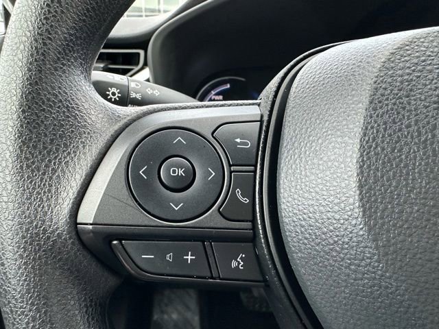 Used 2025 Toyota RAV4 XLE image 15