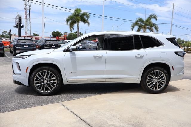 New 2026 Buick Enclave Avenir w/ Super Cruise Package AWD/4WD image 5