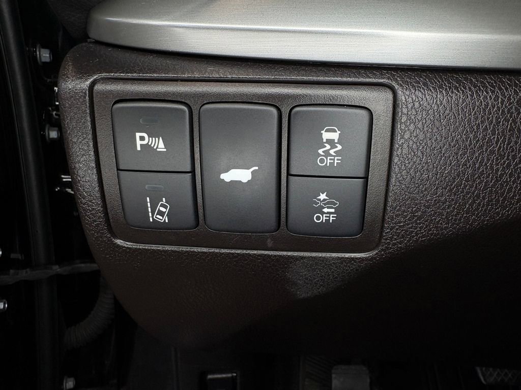 Used 2018 Acura RDX AWD w/ Advance Package image 16