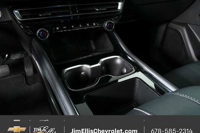 Certified 2025 Chevrolet Traverse LT image 16