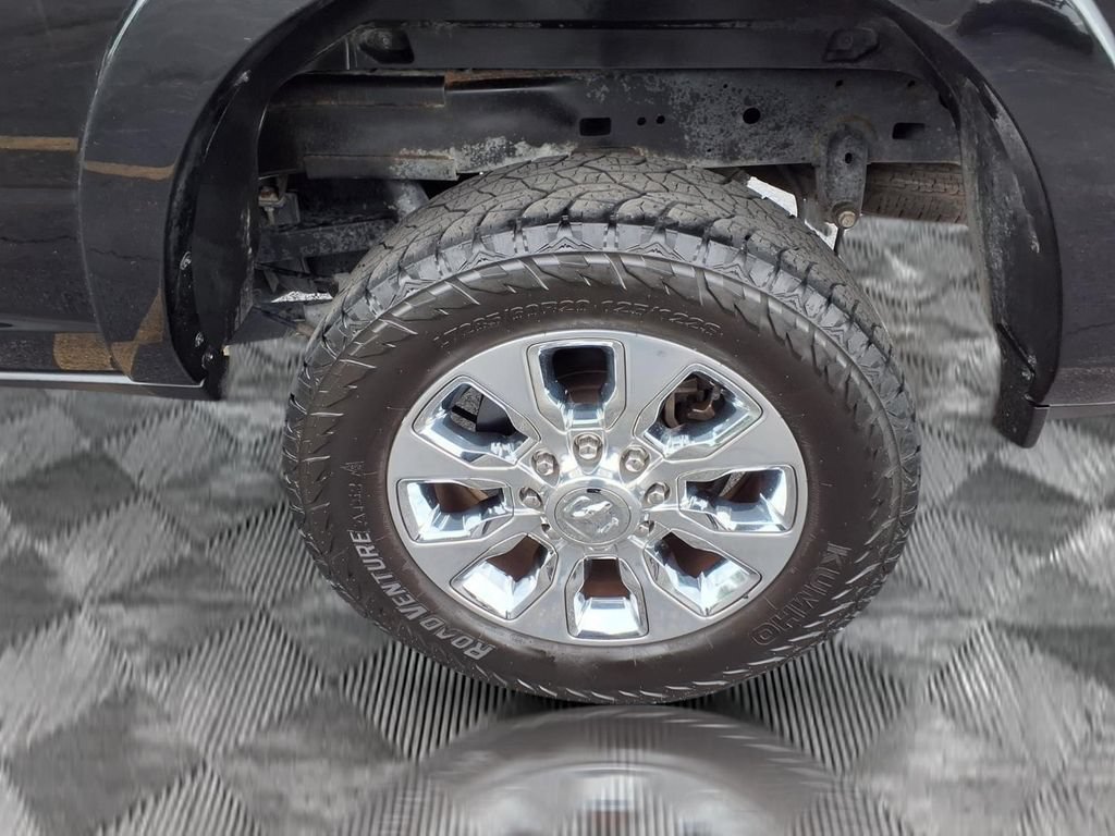 Used 2021 RAM 2500 Limited w/ Body Color Bumper Group AWD/4WD image 22