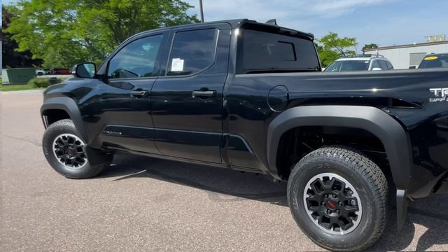 New 2026 Toyota Tacoma TRD Off-Road AWD/4WD image 4