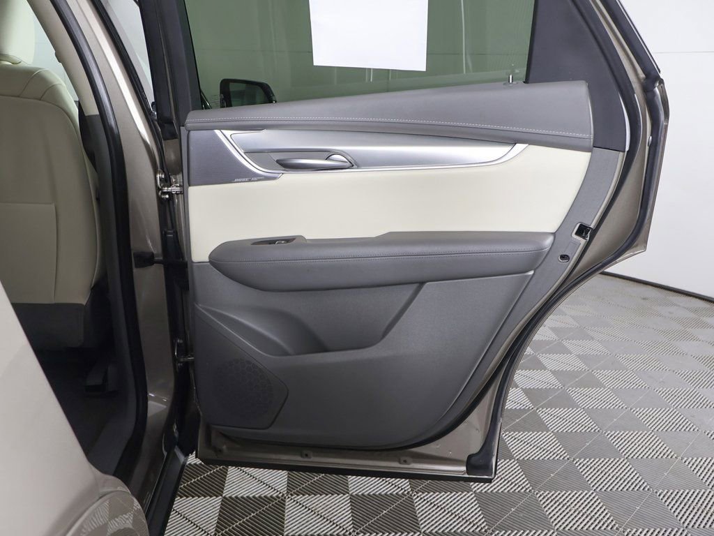 Used 2023 Cadillac XT5 Premium Luxury image 28