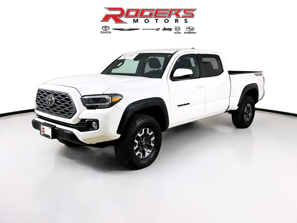 Certified 2023 Toyota Tacoma TRD Off-Road w/ Black Out Package (TMS) image 8