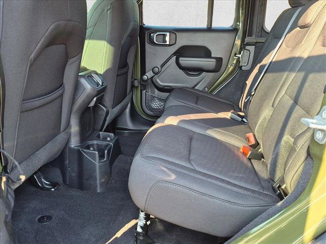 Used 2023 Jeep Wrangler Unlimited Sport AWD/4WD image 15