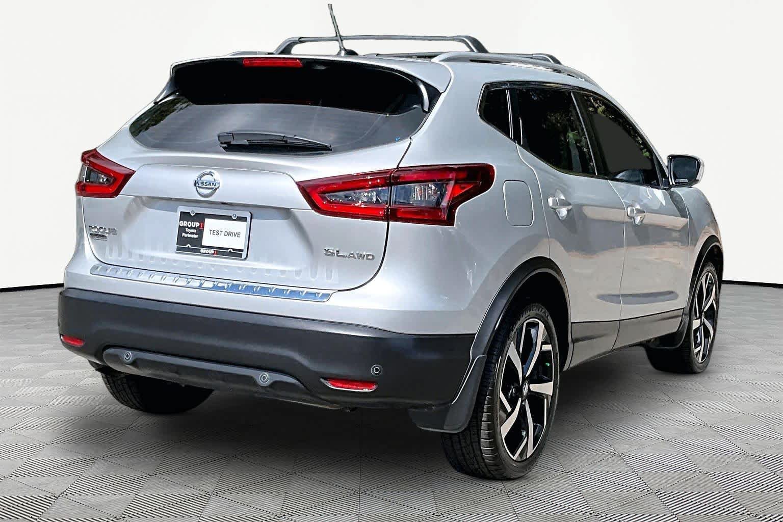 Used 2022 Nissan Rogue Sport SL AWD/4WD image 13