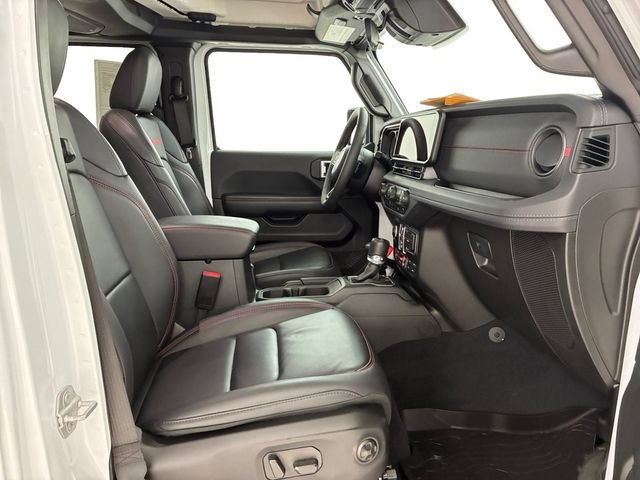 Used 2026 Jeep Wrangler Unlimited Rubicon AWD/4WD image 14