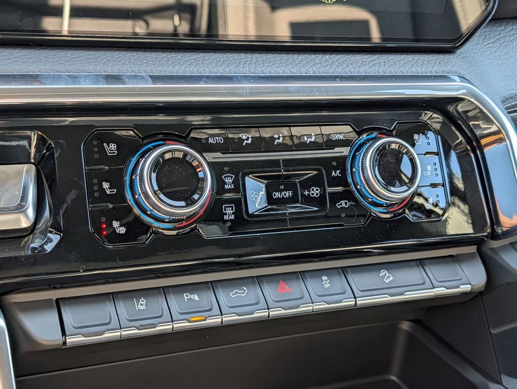 New 2026 GMC Sierra 3500 Denali w/ Denali Reserve Package image 50