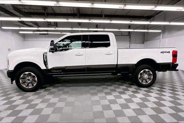 Used 2025 Ford F350 King Ranch AWD/4WD image 15