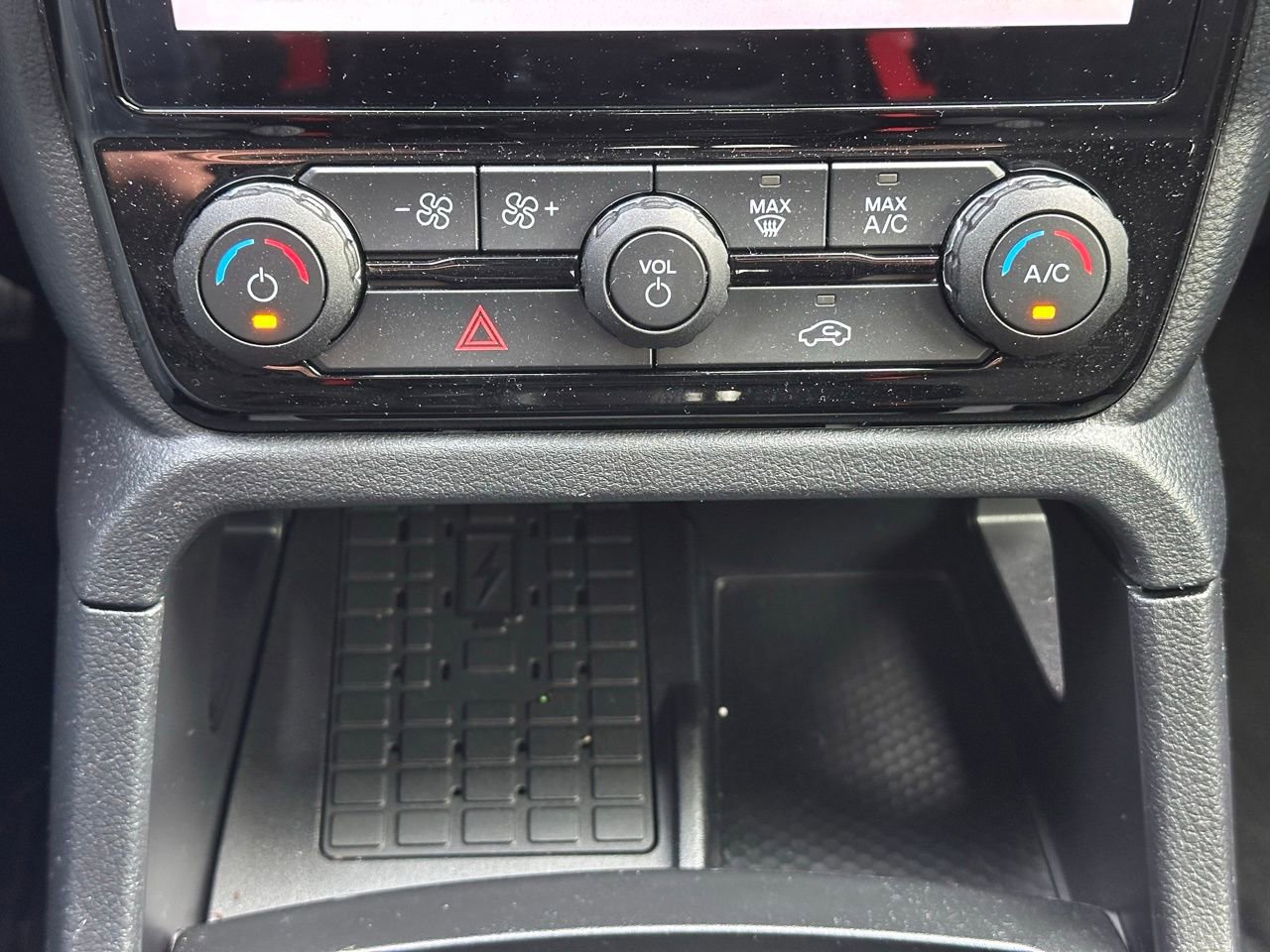 Used 2024 Ford Ranger XLT w/ Equipment Group 301A High image 32