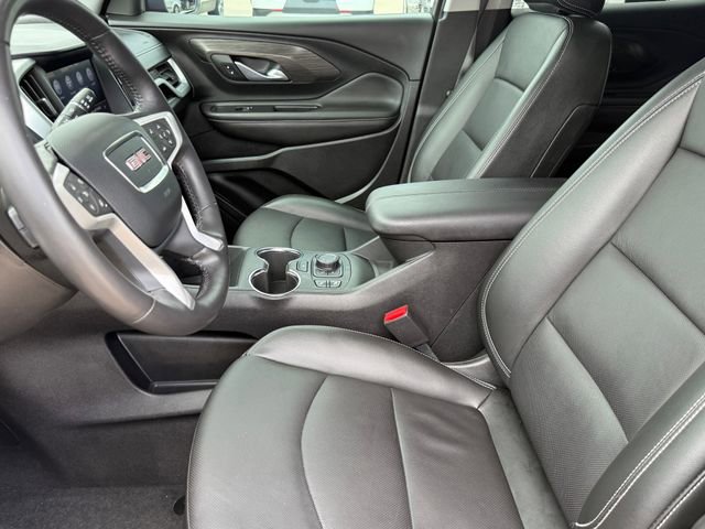 Used 2022 GMC Terrain SLT w/ Tech Package image 11