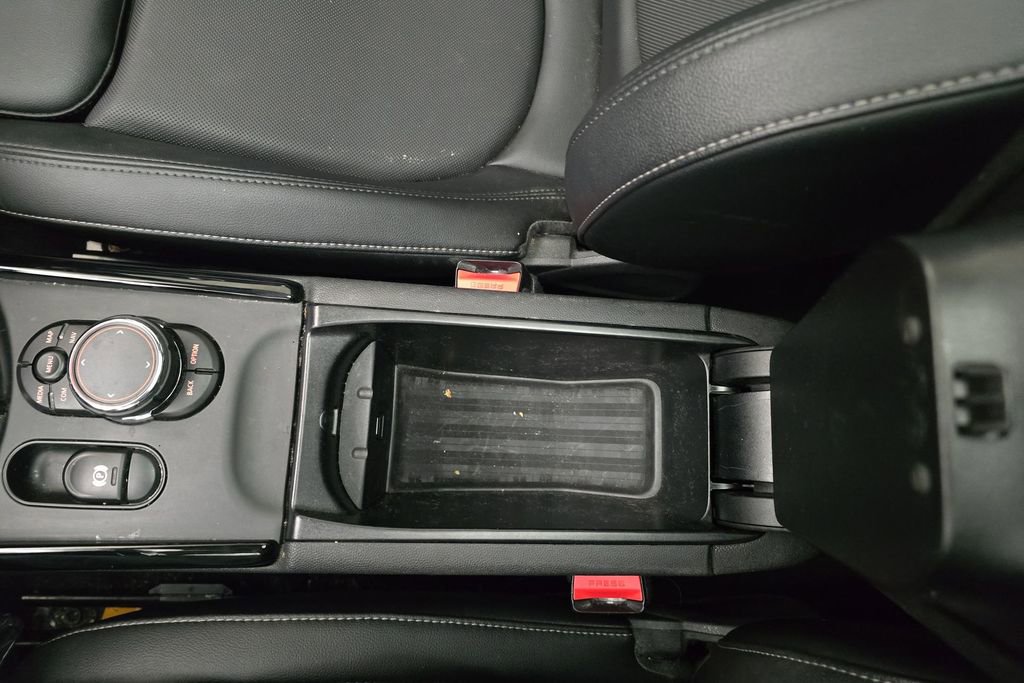 Used 2017 MINI Cooper Clubman S image 22