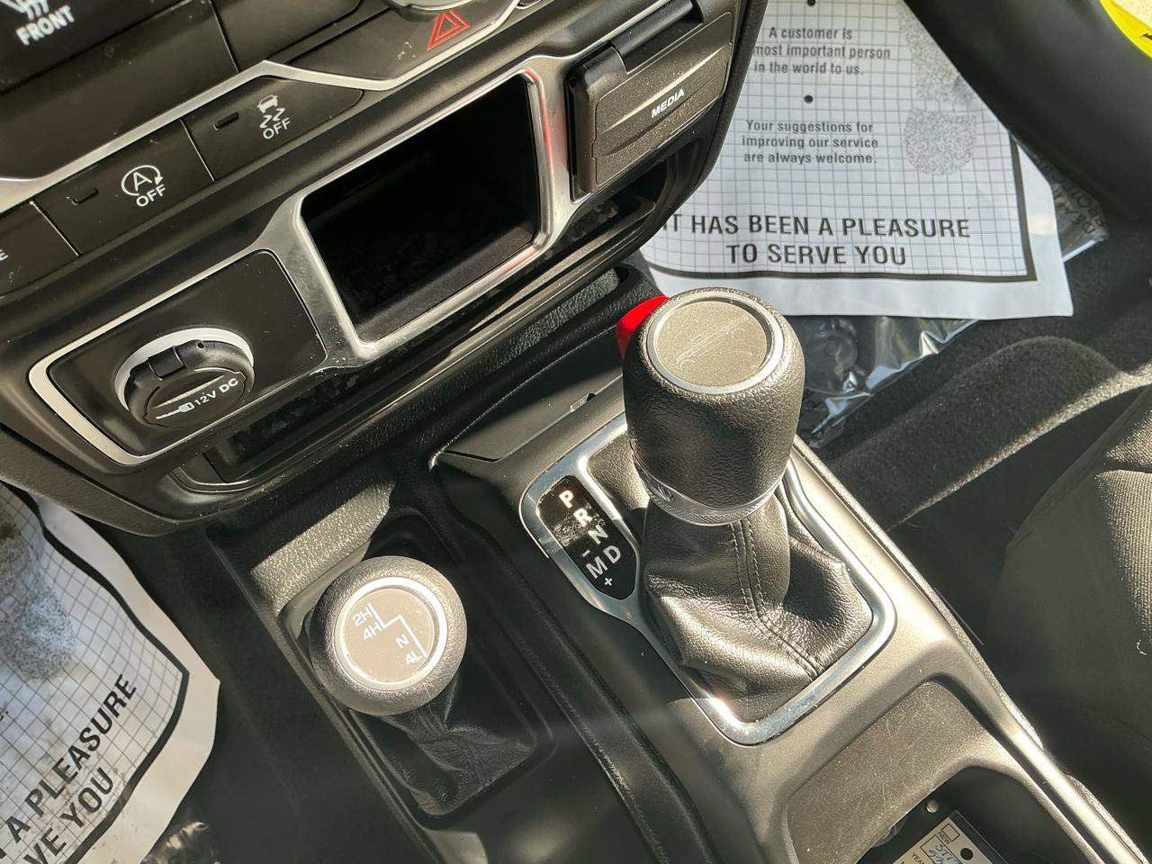 Used 2023 Jeep Gladiator Sport image 20