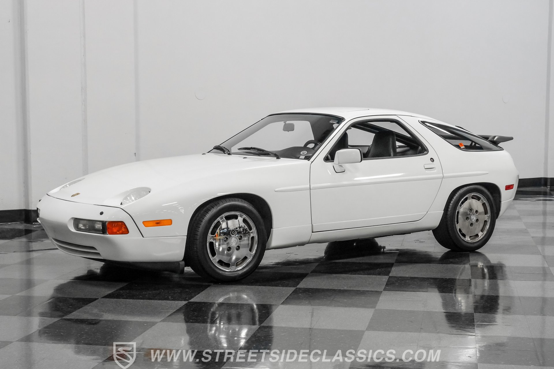 Used 1987 Porsche 928 S4 RWD image 5